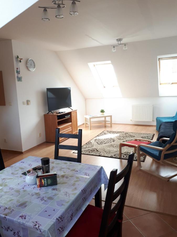 Apartment Biely Kostol Dış mekan fotoğraf